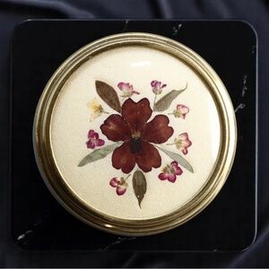 Vintage Keepsake Gold Tone Floral Brooch Pill Box - Pressed Flower Inset